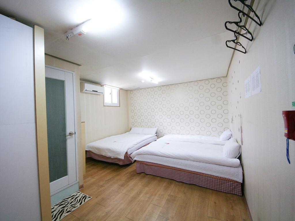 Guesthouse Myeongdong Σεούλ Δωμάτιο φωτογραφία