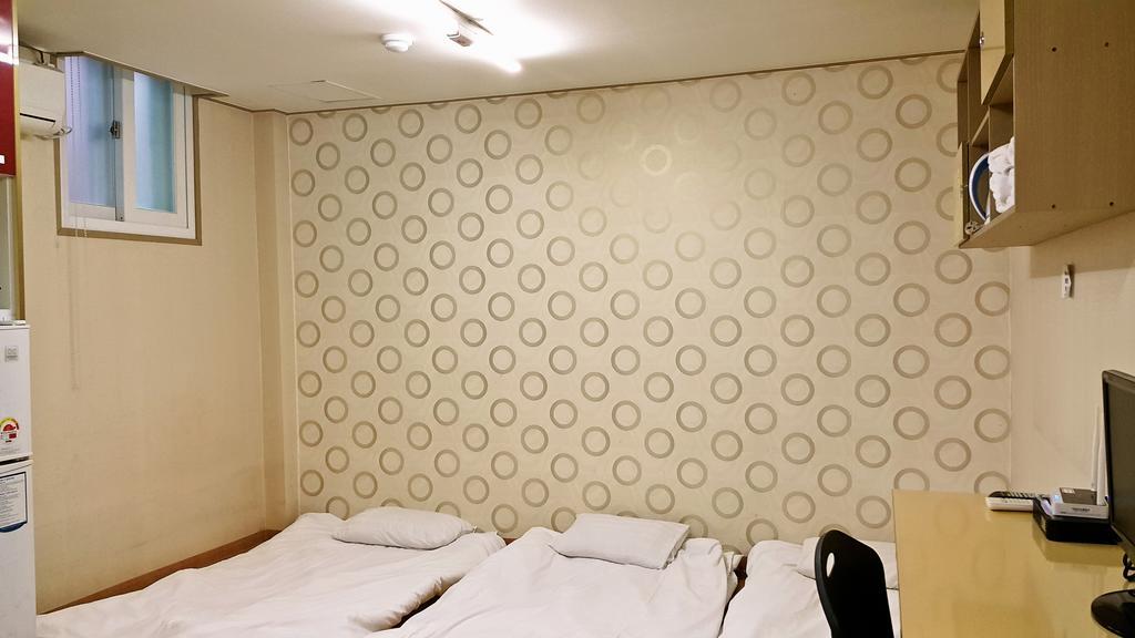 Guesthouse Myeongdong Σεούλ Δωμάτιο φωτογραφία